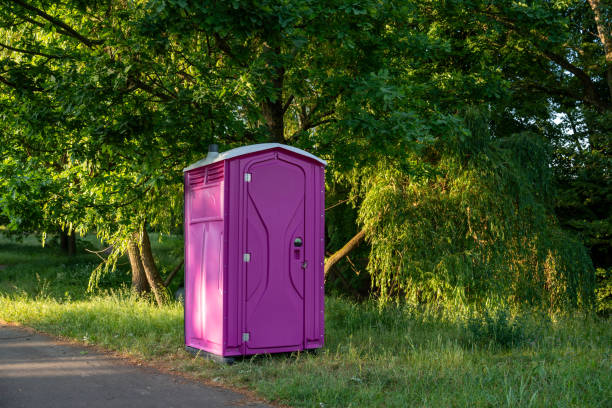 Best Wedding porta potty rental  in New London, WI